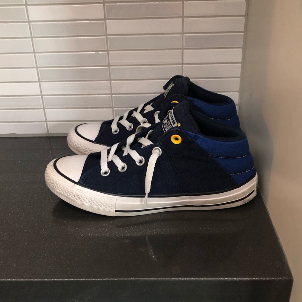 Converse kids mid-top sneakers